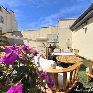 One-Bedroom Apartment Terrace